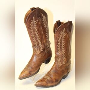 Tony Lama Thieves Market VINTAGE Cowboy Cowgirl Pointed Toe Western Boots 6